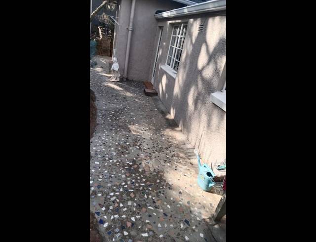 3 BEDROOM HOUSE FOR SALE IN KENSINGTON